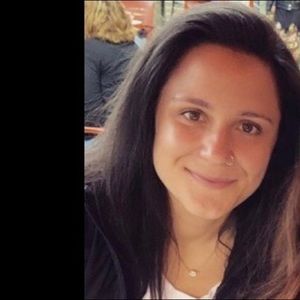 Meet your Posher, Kayla